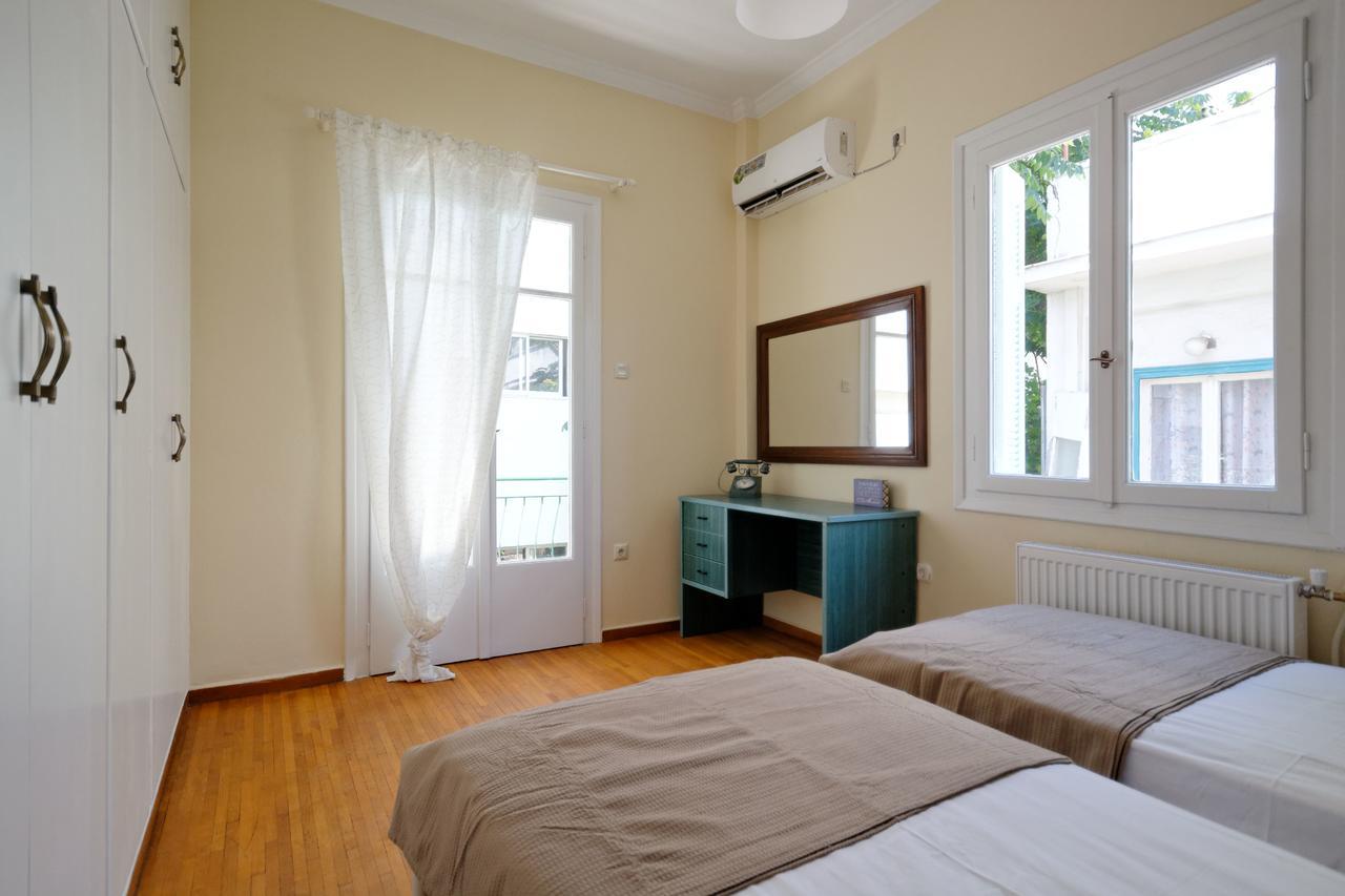 Kosta'S Cottage House Афины Экстерьер фото