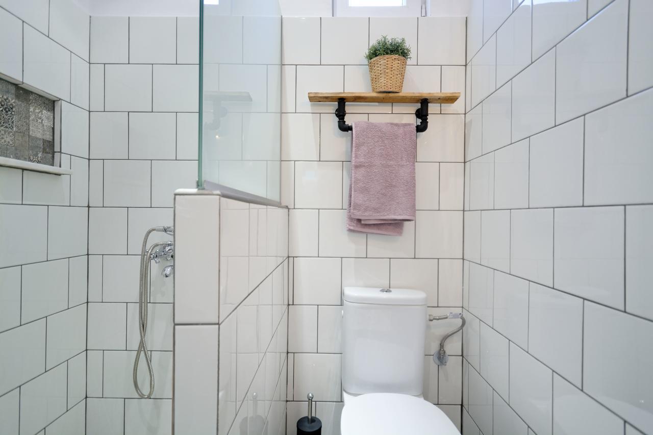 Kosta'S Cottage House Афины Экстерьер фото