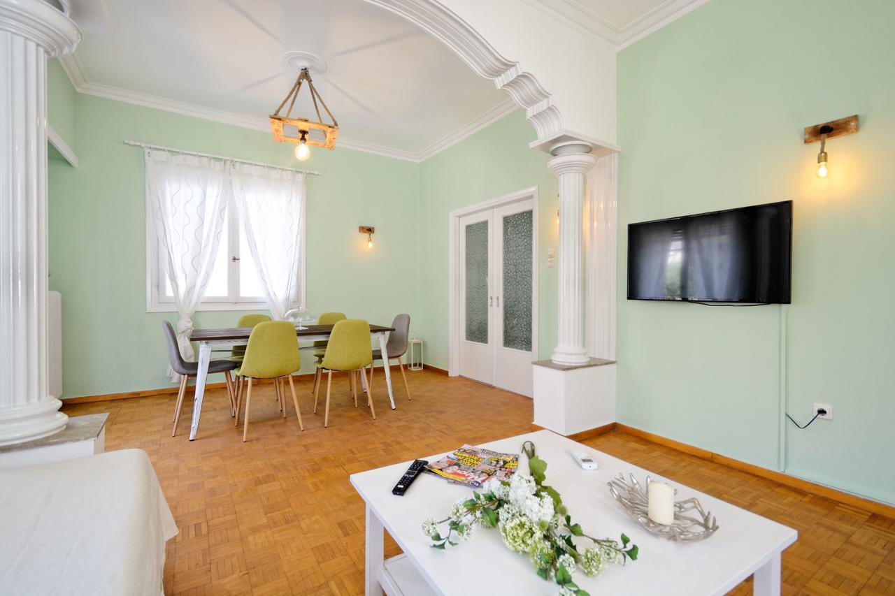 Kosta'S Cottage House Афины Экстерьер фото