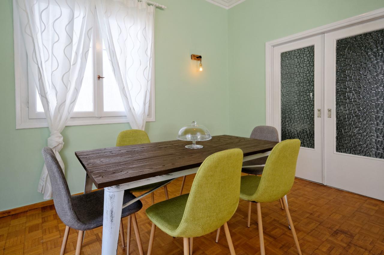 Kosta'S Cottage House Афины Экстерьер фото