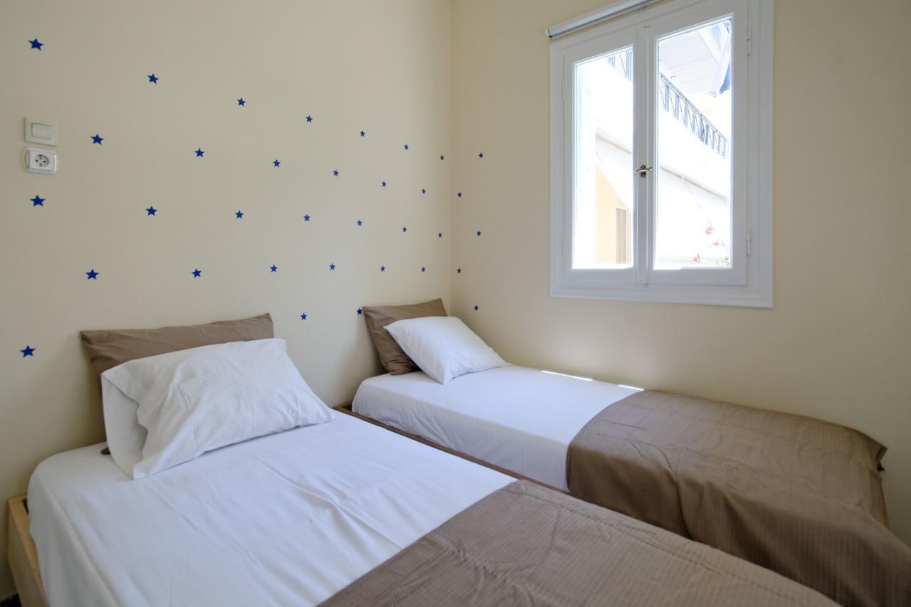Kosta'S Cottage House Афины Экстерьер фото