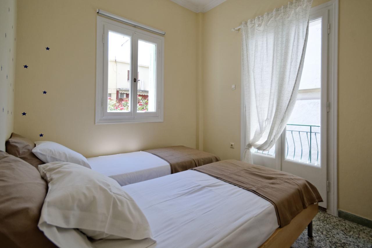 Kosta'S Cottage House Афины Экстерьер фото
