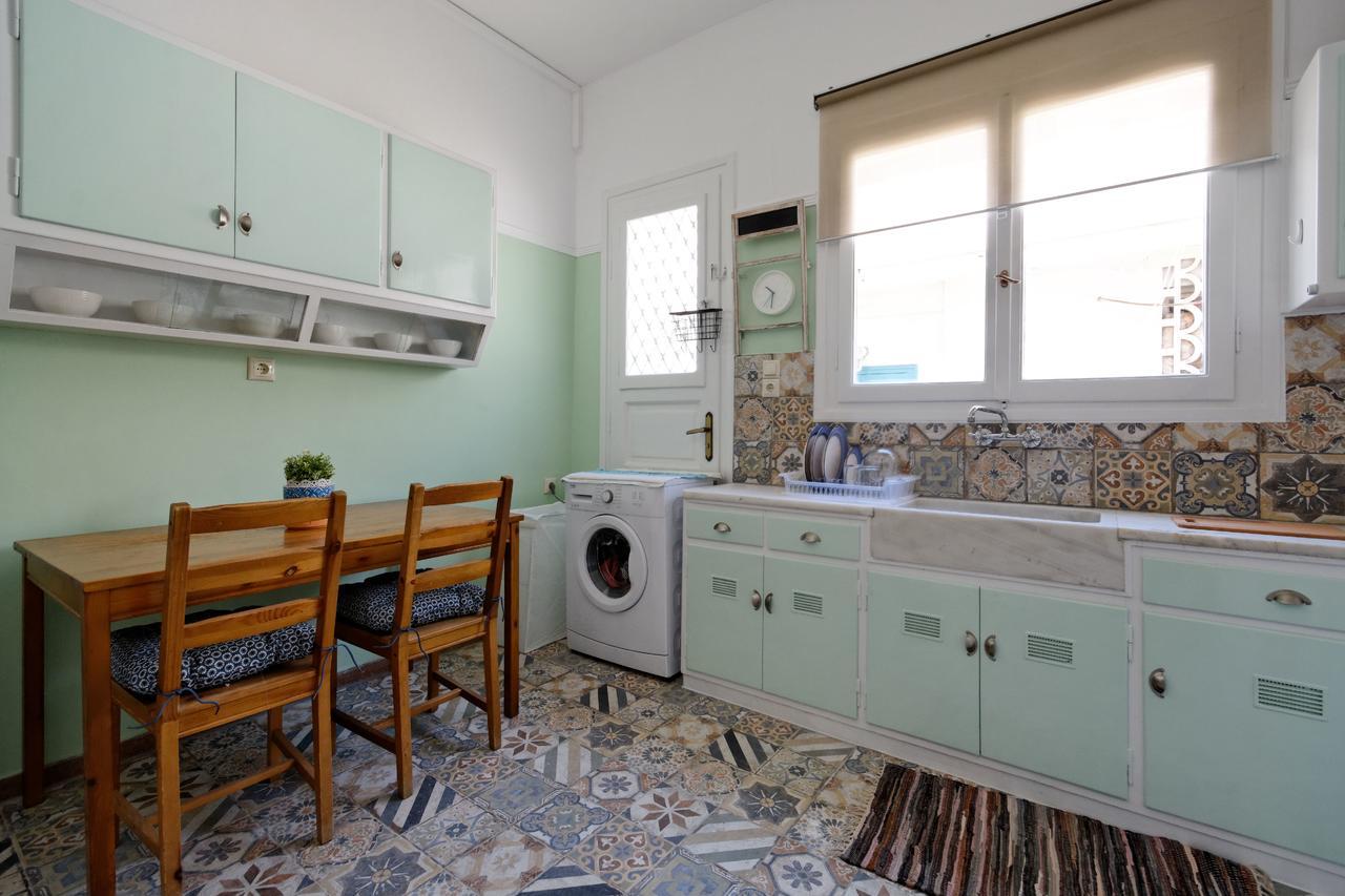 Kosta'S Cottage House Афины Экстерьер фото